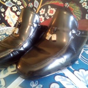 Ralph Lauren black leather upper 1 inch heel